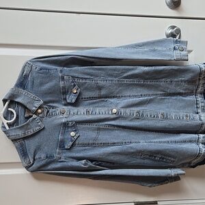 LOGO Button Front Denim Jacket w/ Dark Denim Rrleased Hem